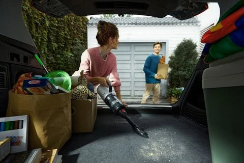 Dễ dàng hút mọi bụi bẩn trong xe hơi