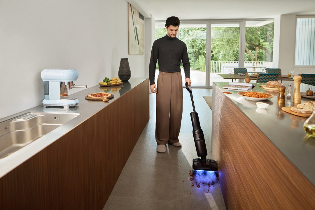 Roborock ra mắt F25 Ultra Steam Gen 2 – Máy hút bụi lau sàn hơi nước 180°C, làm sạch sát mép hiệu quả