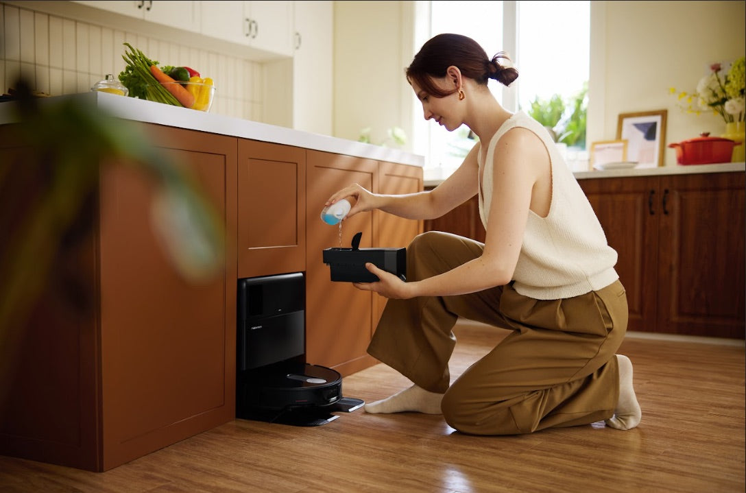 vệ sinh robot hút bụi định kỳ